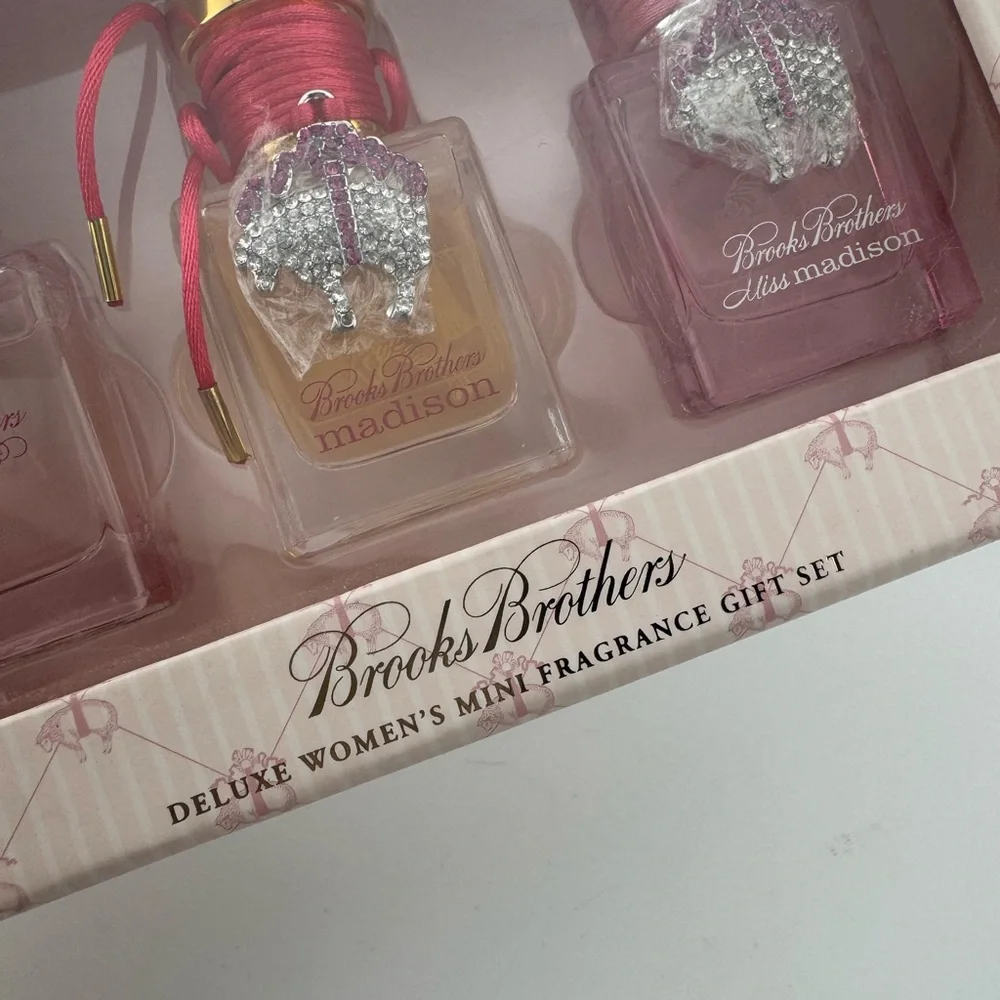 Brooks Brothers Women's Mini‎ Fragrance Trio - Pink and Gold NIB
